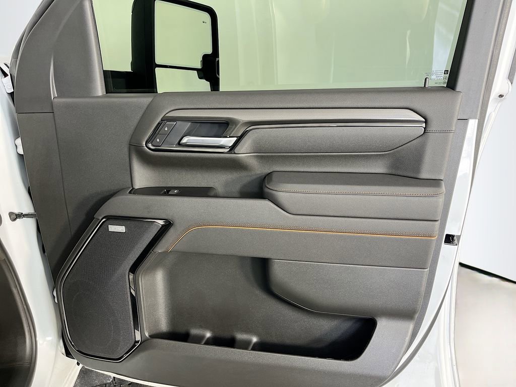 Used 2026 GMC Sierra 2500 AT4 AWD/4WD image 37