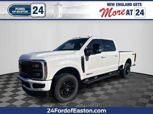 New 2026 Ford F350 Lariat w/ Black Appearance Package