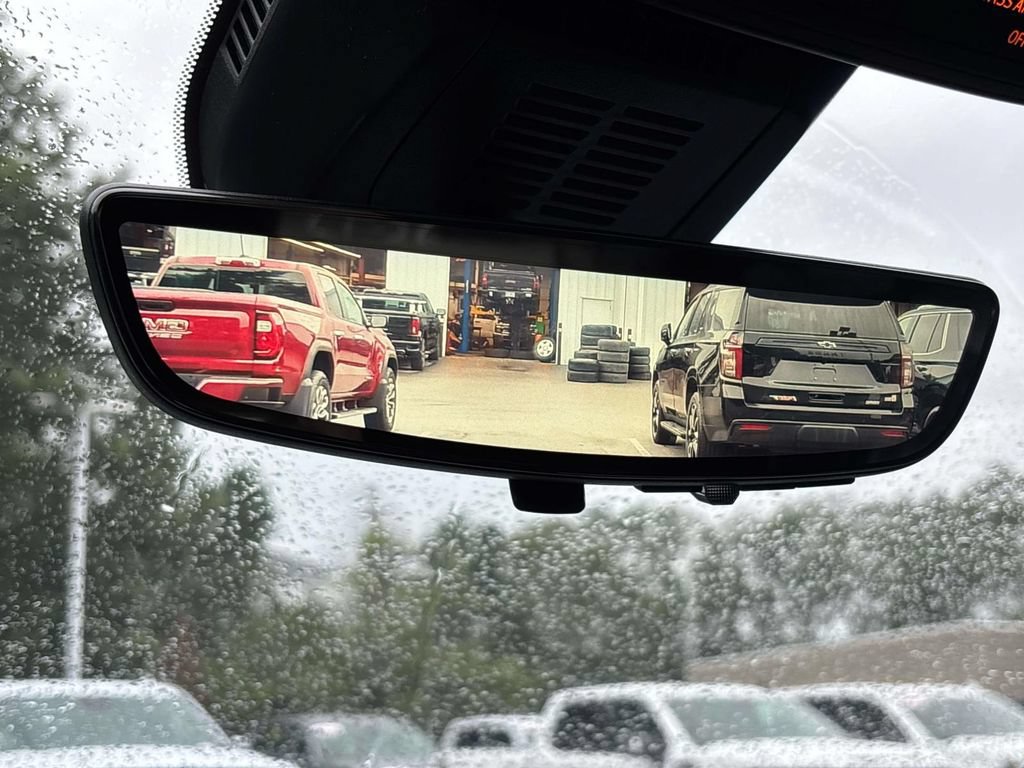 New 2027 GMC Terrain Elevation w/ Technology Package II AWD/4WD image 12