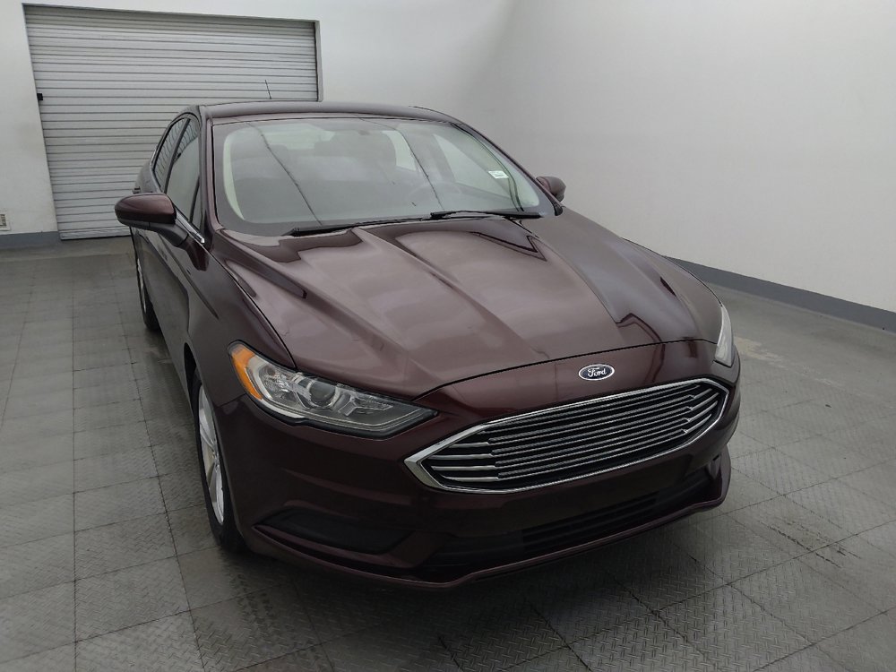 Used 2018 Ford Fusion SE FWD image 14