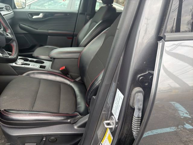 Used 2024 Ford Escape ST-Line w/ Tech Pack #1 image 19