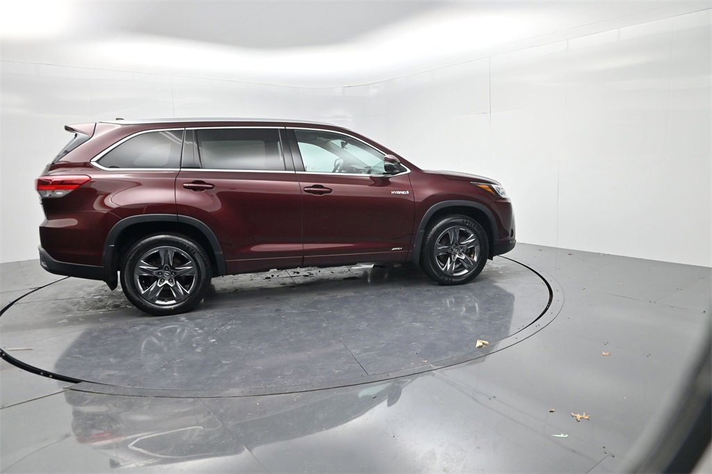 Used 2019 Toyota Highlander Limited Platinum image 8