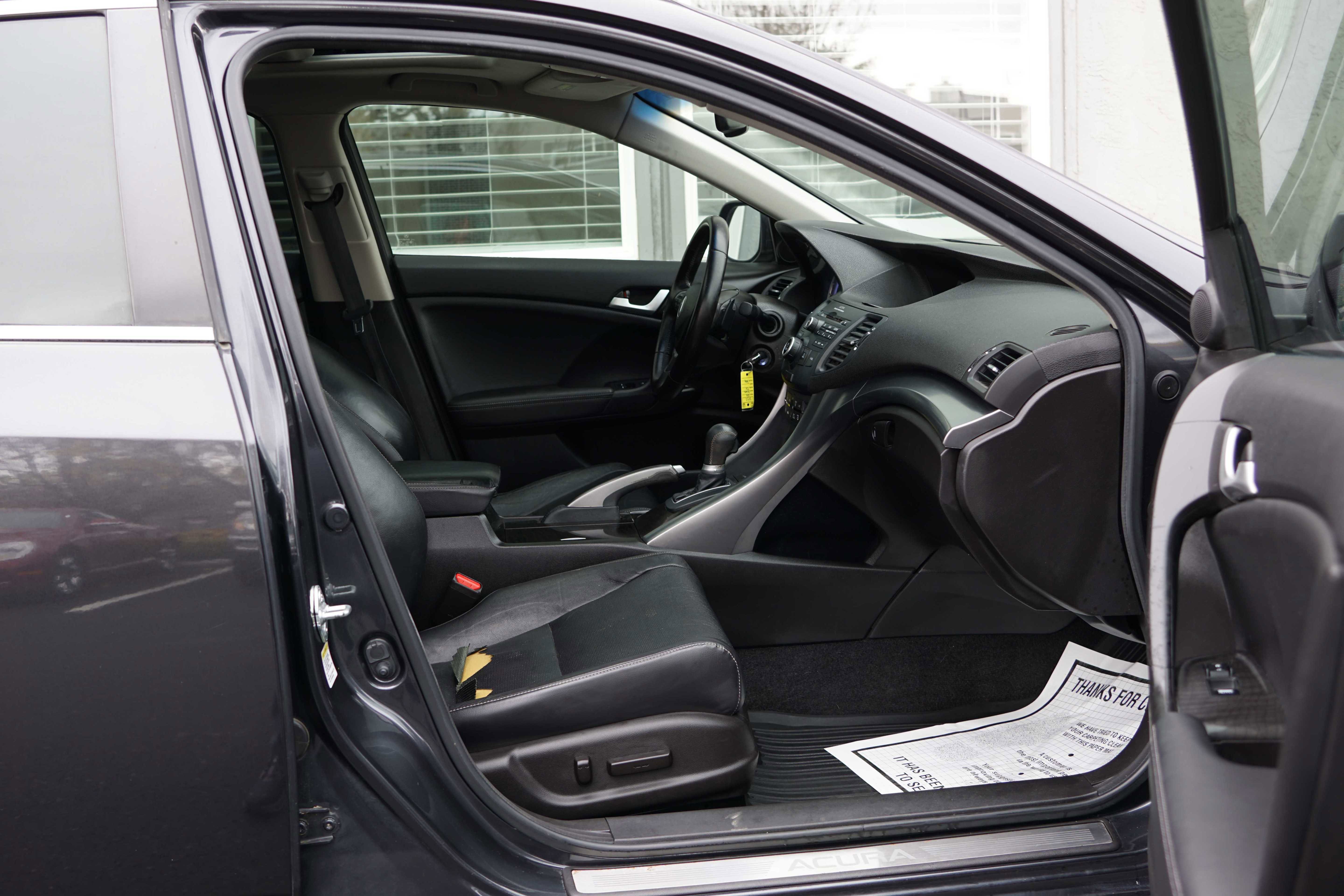 Used 2011 Acura TSX Sedan image 34