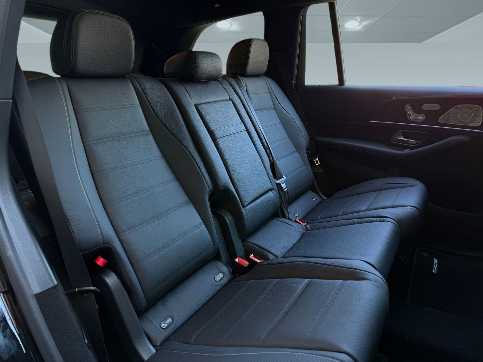 New 2026 Mercedes-Benz GLS 580 4MATIC image 23