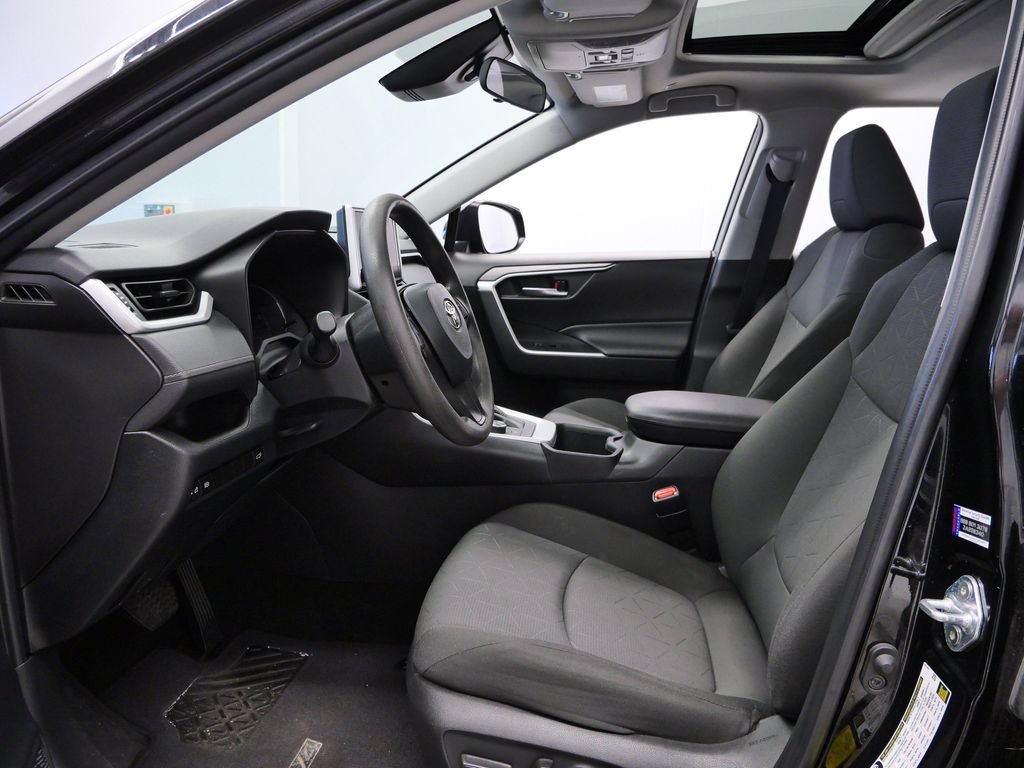 Used 2023 Toyota RAV4 XLE w/ Convenience Package AWD/4WD image 13