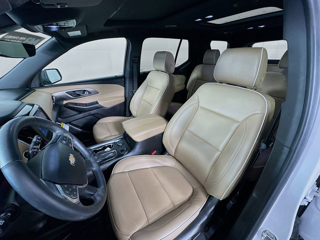 Used 2023 Chevrolet Traverse Premier w/ LPO, Floor Liner Package image 21