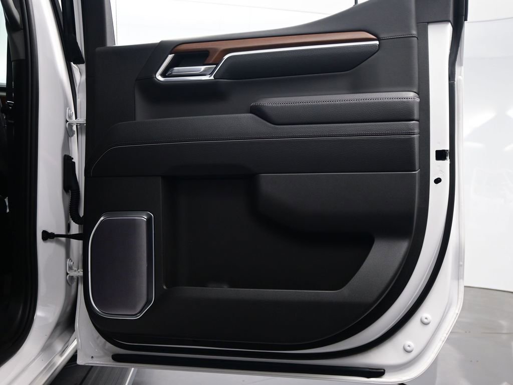 Used 2023 GMC Sierra 1500 Denali w/ Denali Reserve Package image 40