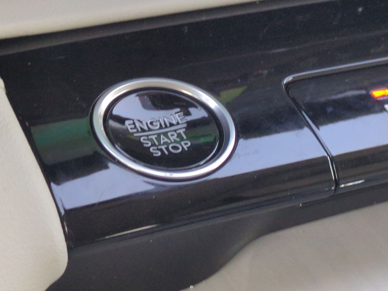 New 2025 Lincoln Navigator L Reserve image 27