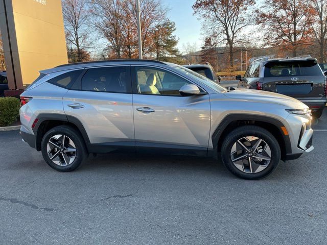 New 2026 Hyundai Tucson SEL image 3