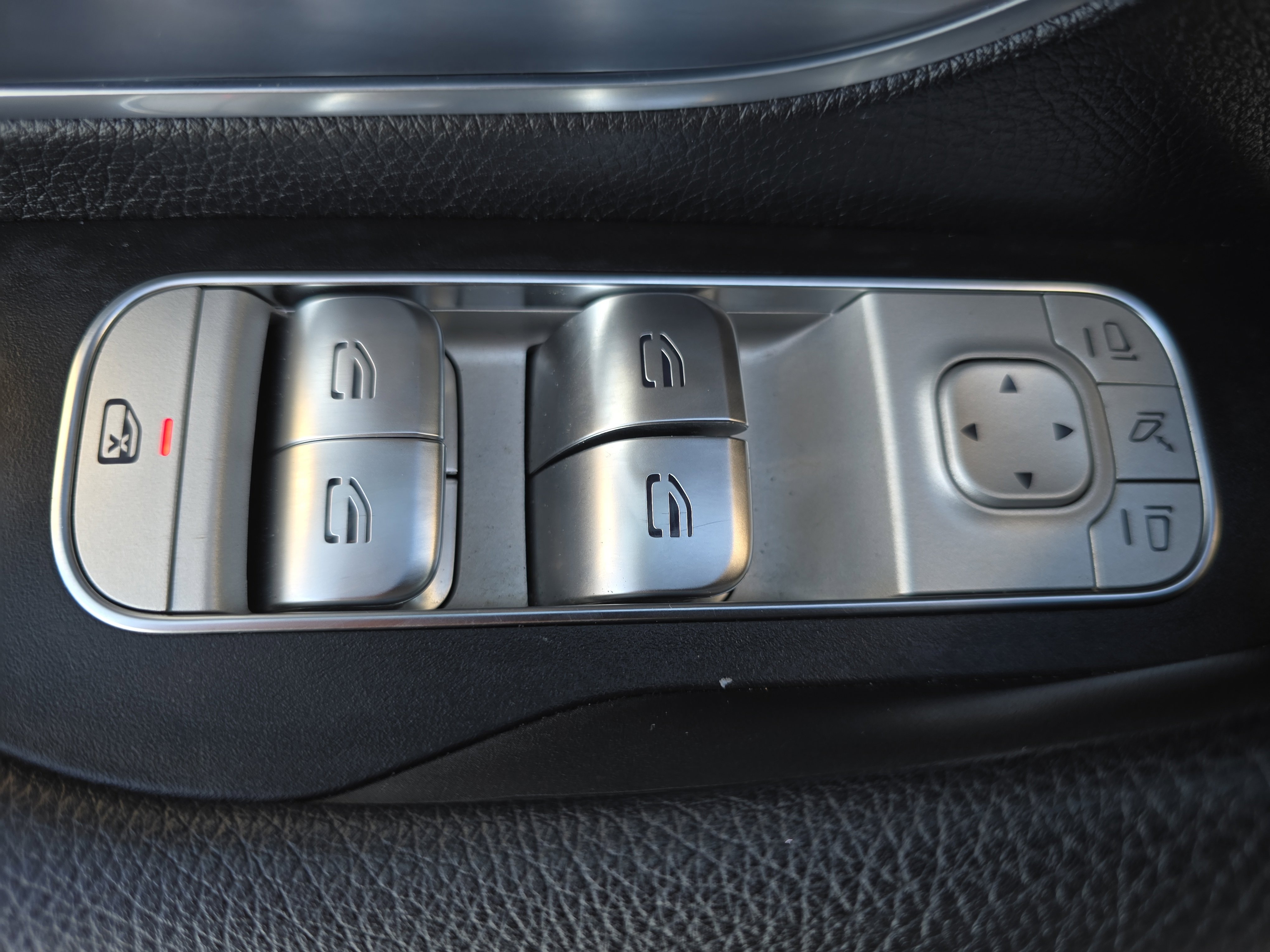 Used 2022 Mercedes-Benz GLE 350 4MATIC image 31