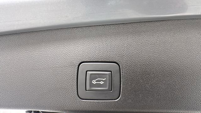 Used 2023 Buick Encore GX Select w/ Sport Touring Package image 16