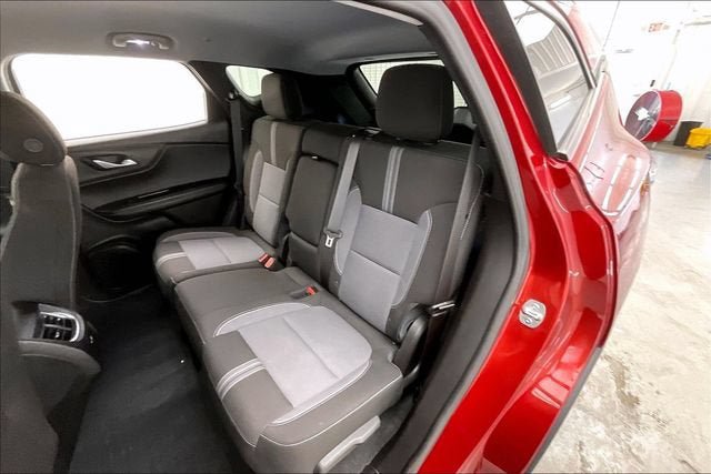 Certified 2024 Chevrolet Blazer LT w/ Convenience Package AWD/4WD image 19