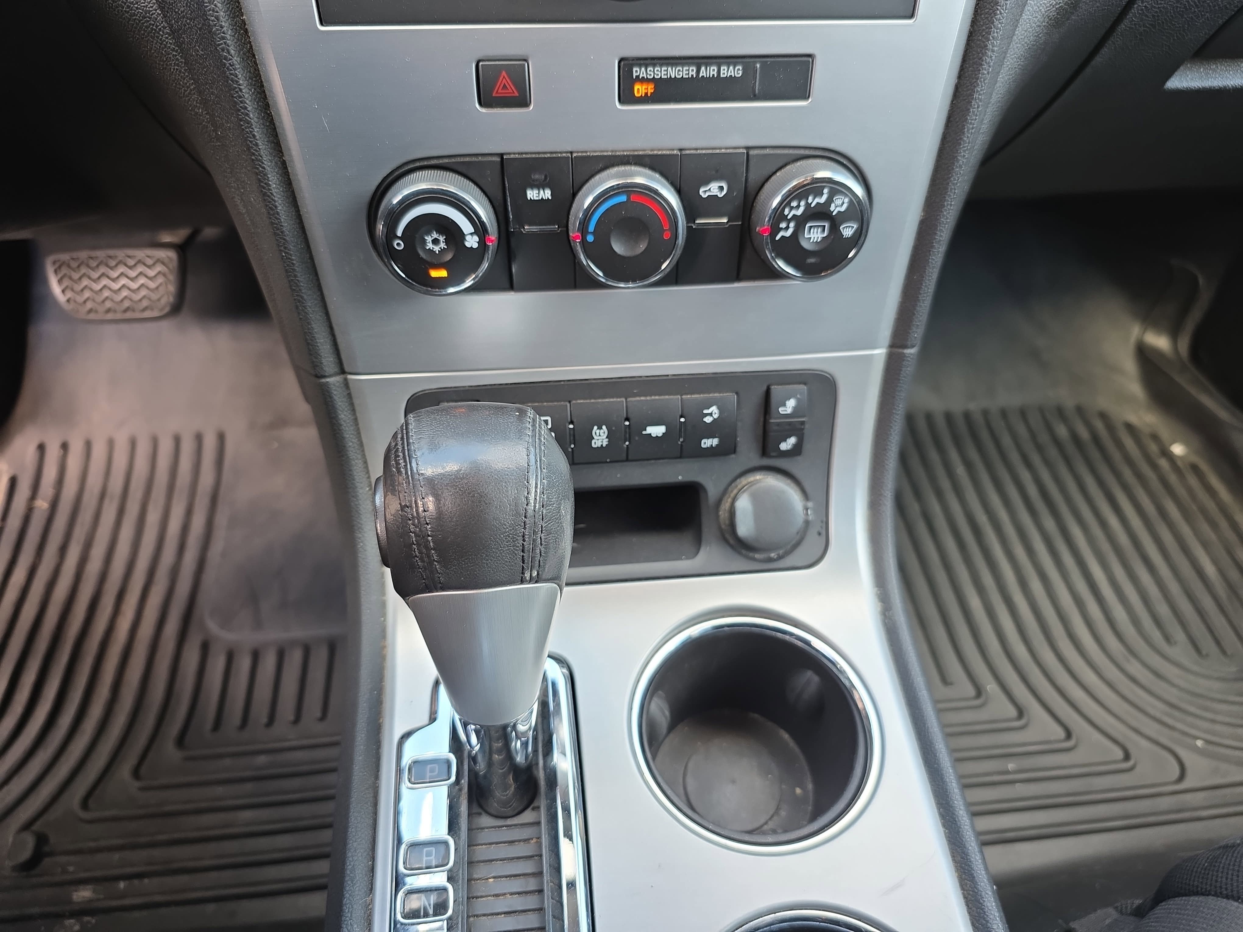 Used 2012 GMC Acadia SLE w/ LPO, 'HIT The Road' Package FWD image 24