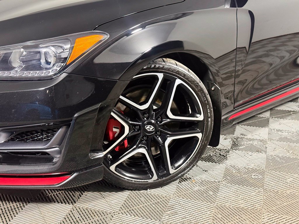 Used 2022 Hyundai Veloster N FWD image 2
