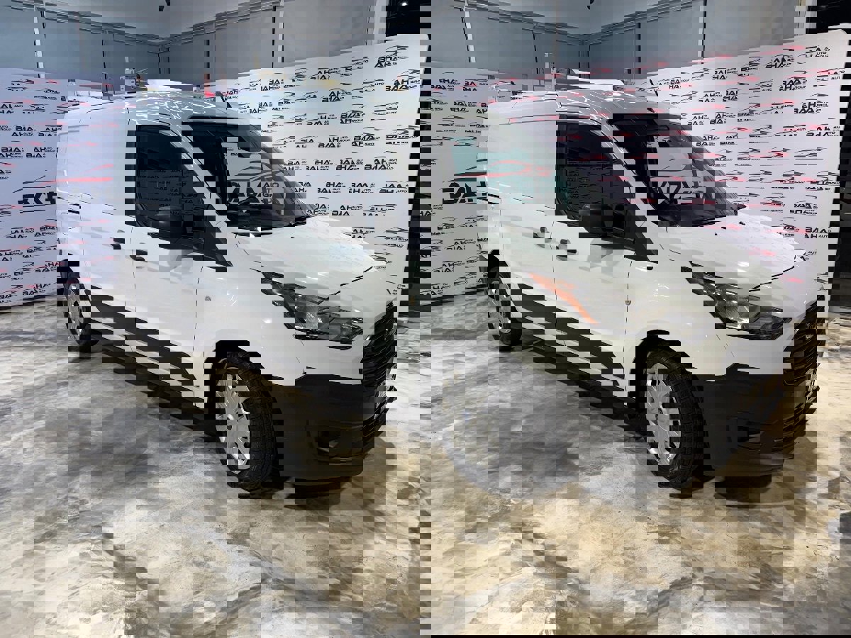 Used 2020 Ford Transit Connect XL image 2