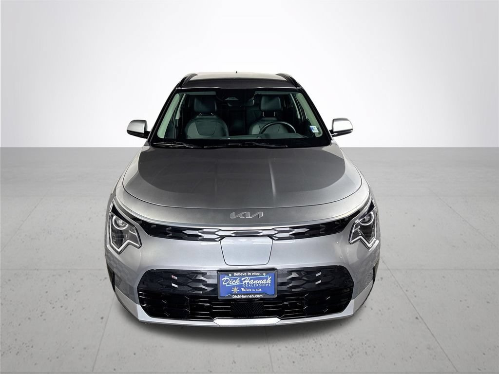 Used 2023 Kia Niro Wind w/ Wind Preserve Package FWD image 3