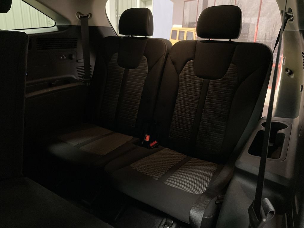 Used 2021 Kia Sorento LX FWD image 23