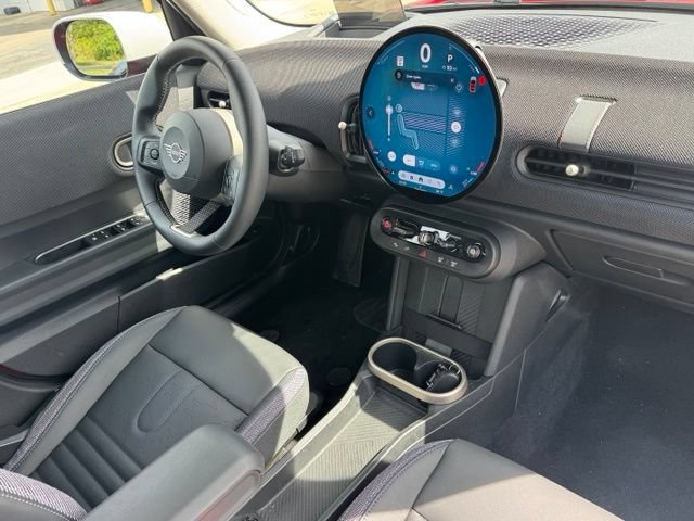 Certified 2026 MINI Cooper 4-Door Hardtop FWD image 28