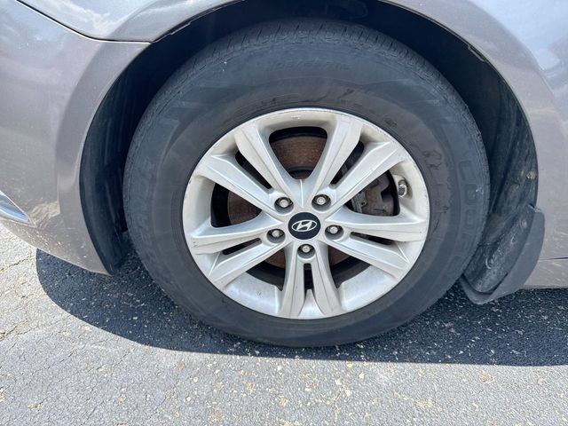Used 2013 Hyundai Sonata GLS w/ Popular Equipment Pkg FWD image 6
