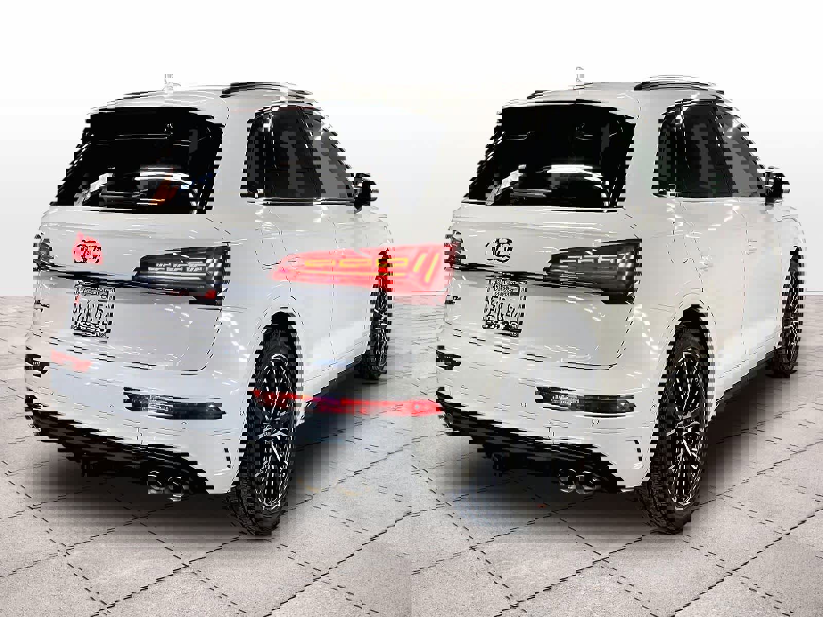 Used 2023 Audi SQ5 Prestige w/ Prestige Package image 14