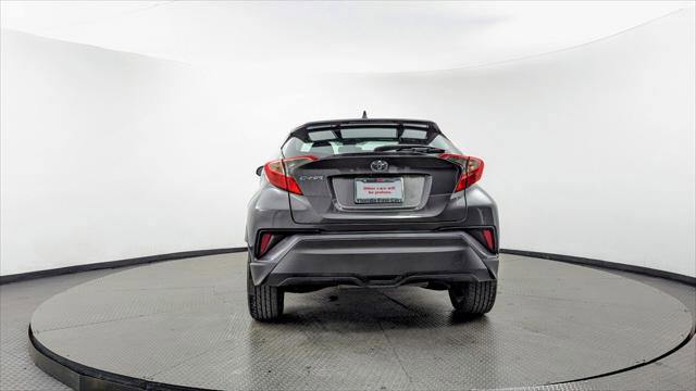 Used 2019 Toyota C-HR XLE image 7