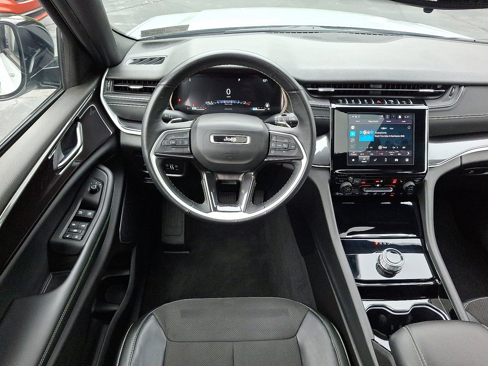 Certified 2022 Jeep Grand Cherokee L Laredo image 13