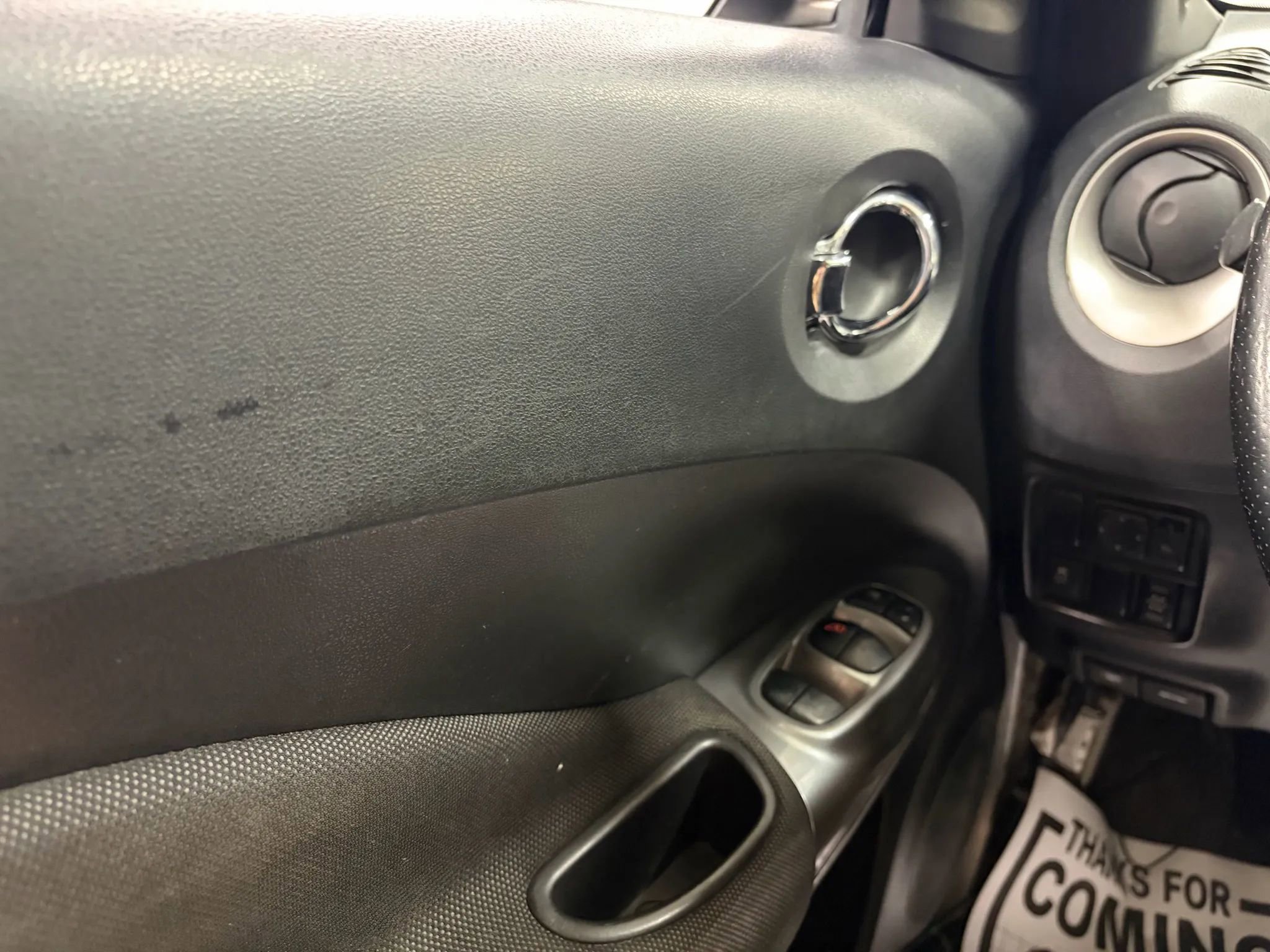 Used 2011 Nissan Juke SL image 33