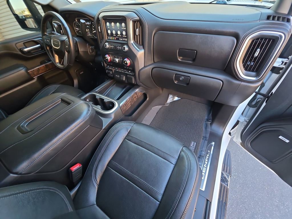 Used 2020 GMC Sierra 3500 Denali w/ Denali Ultimate Package image 30