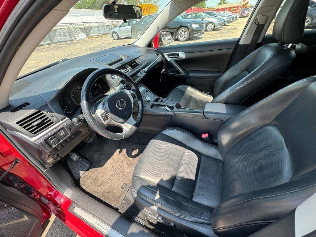 Used 2012 Lexus CT 200h Premium FWD image 7