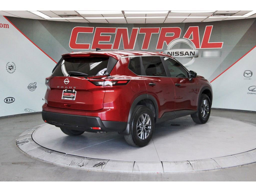 New 2026 Nissan Rogue S FWD image 4
