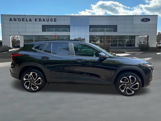 Used 2025 Chevrolet Trax RS w/ Driver Confidence Package FWD image 10