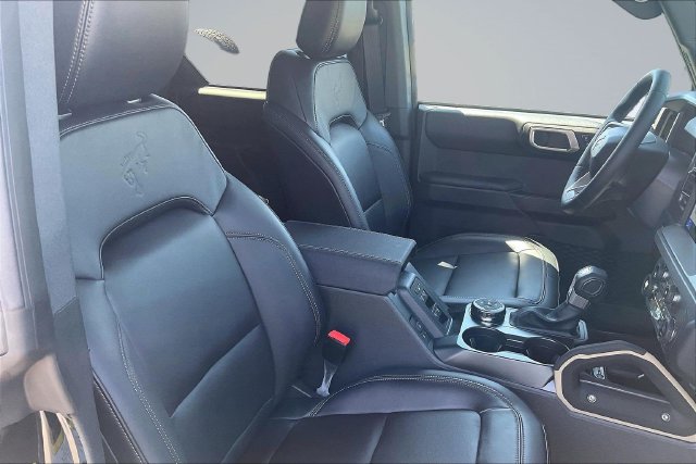 New 2026 Ford Bronco Badlands AWD/4WD image 8