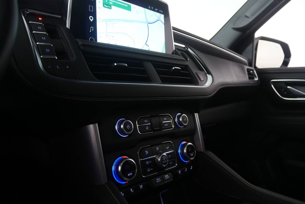 Used 2023 GMC Yukon SLT w/ SLT Premium Package image 23