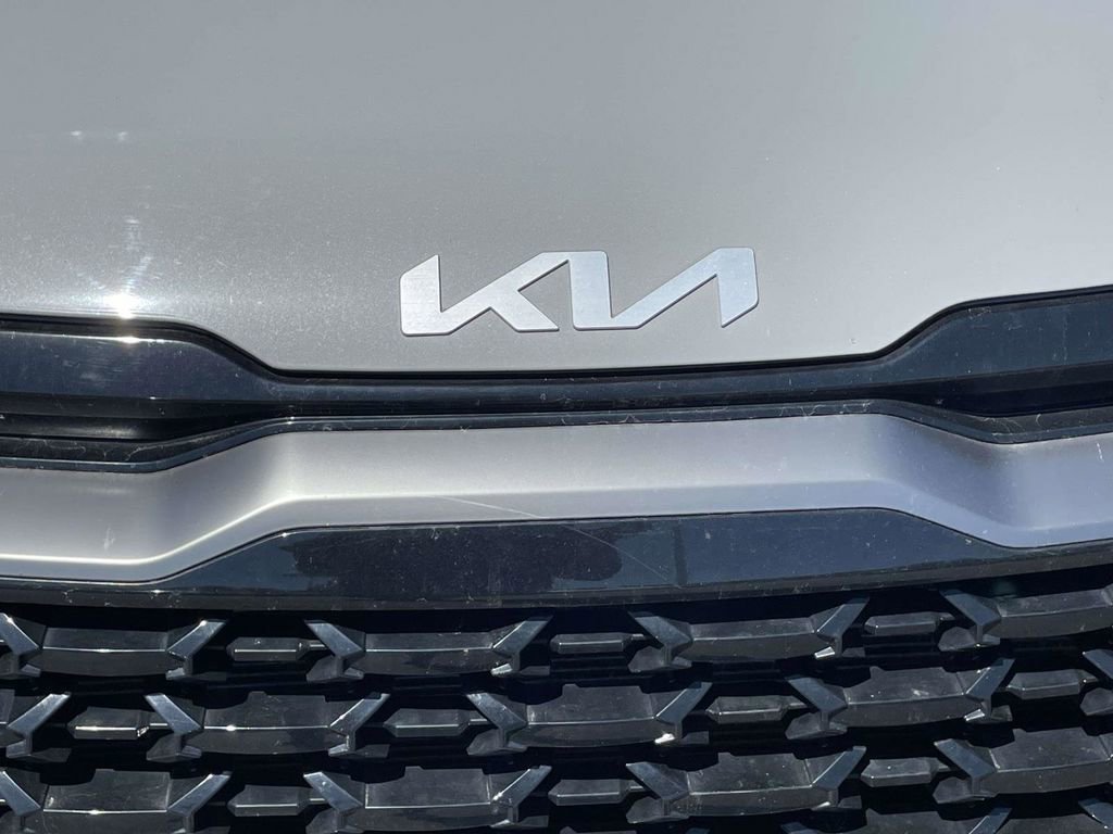 Used 2023 Kia Sportage X-Line w/ X-Line Premium Package AWD/4WD image 6