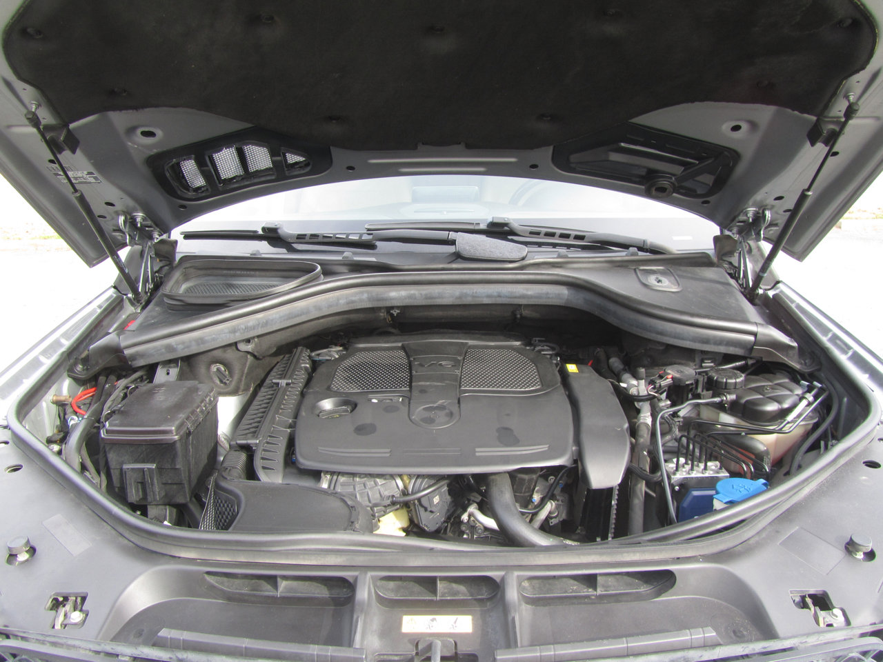 Used 2016 Mercedes-Benz GLE 350 w/ Premium Package image 26