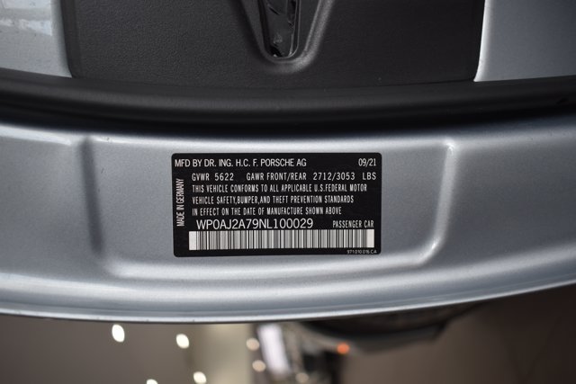 Used 2022 Porsche Panamera RWD image 30