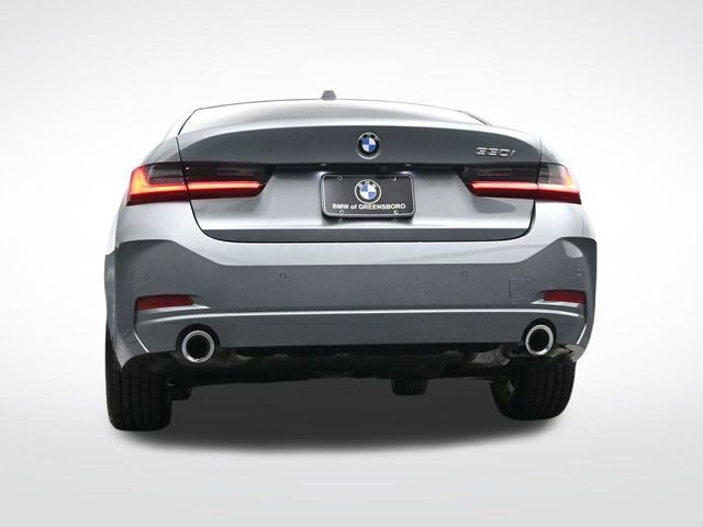 Used 2023 BMW 330i Sedan w/ Driving Assistance Package image 35