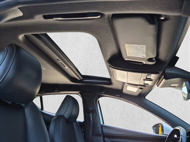 Used 2023 MAZDA MAZDA3 s FWD image 15