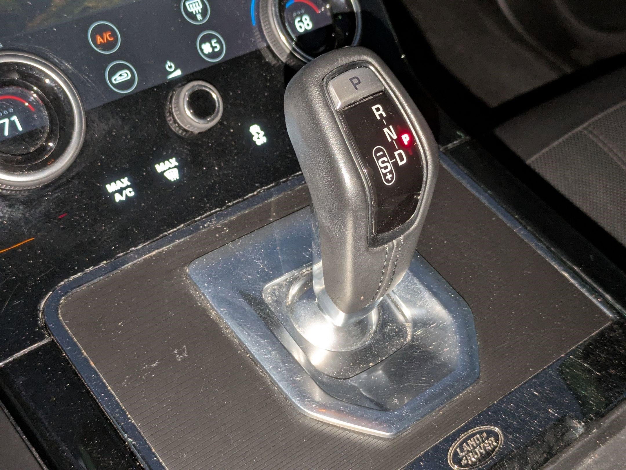 Used 2020 Land Rover Range Rover Evoque R-Dynamic SE image 20