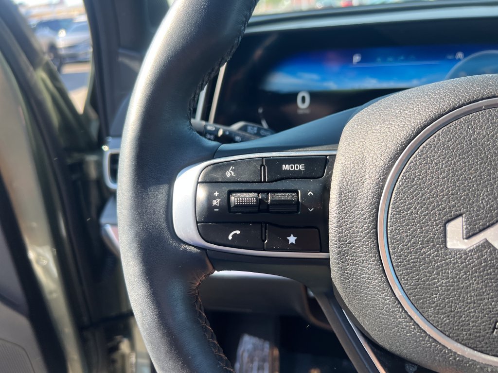 Certified 2025 Kia Sportage X-Pro AWD/4WD image 19