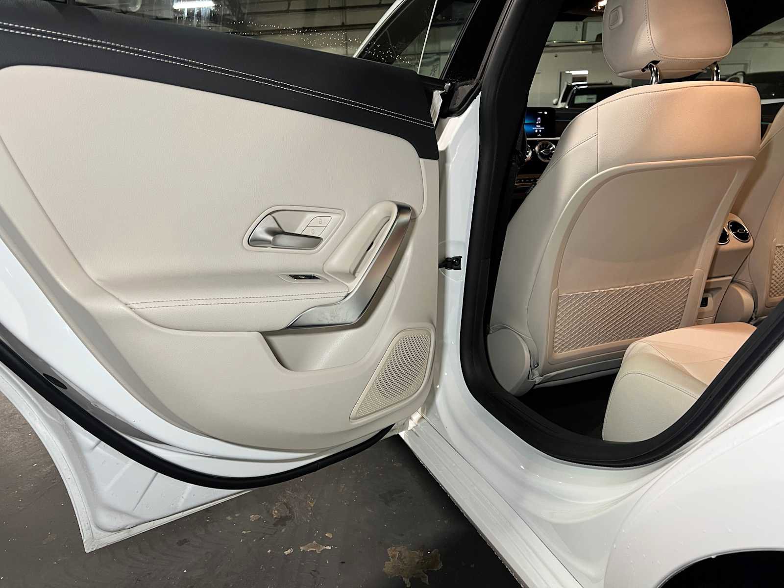 Certified 2023 Mercedes-Benz CLA 250 4MATIC image 17