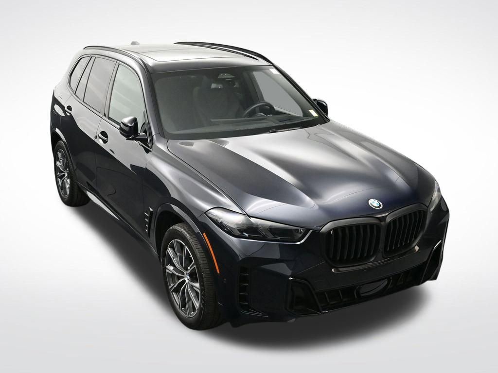 Used 2024 BMW X5 xDrive40i w/ M Sport Package image 22
