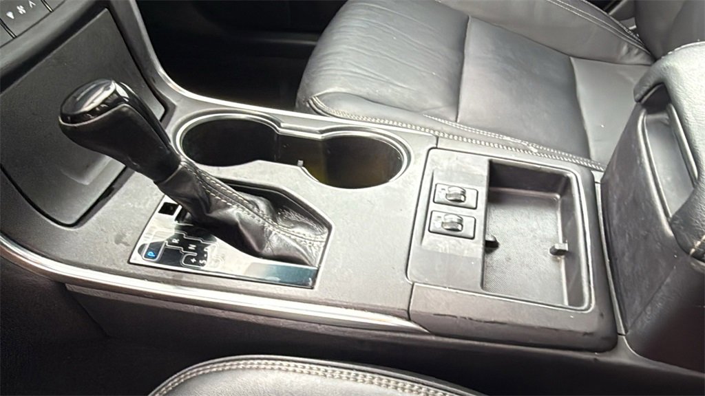 Used 2017 Toyota Camry XLE image 27