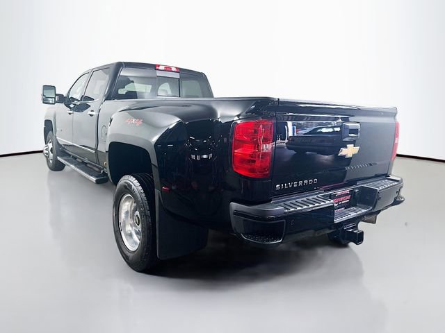 Used 2019 Chevrolet Silverado 3500 LTZ w/ Duramax Plus Package image 8