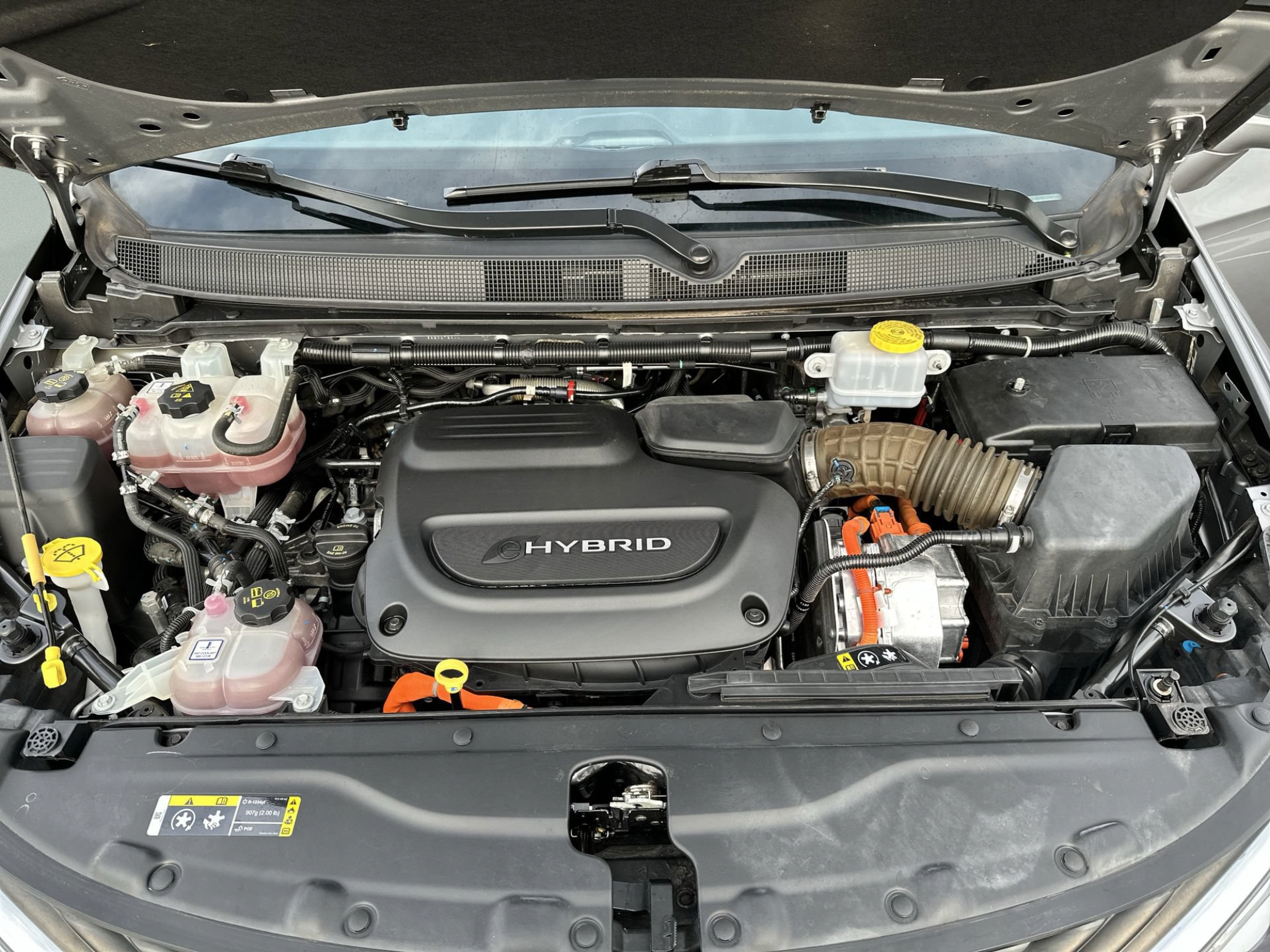 Used 2018 Chrysler Pacifica Limited w/ Advanced Safetytec Group FWD image 17
