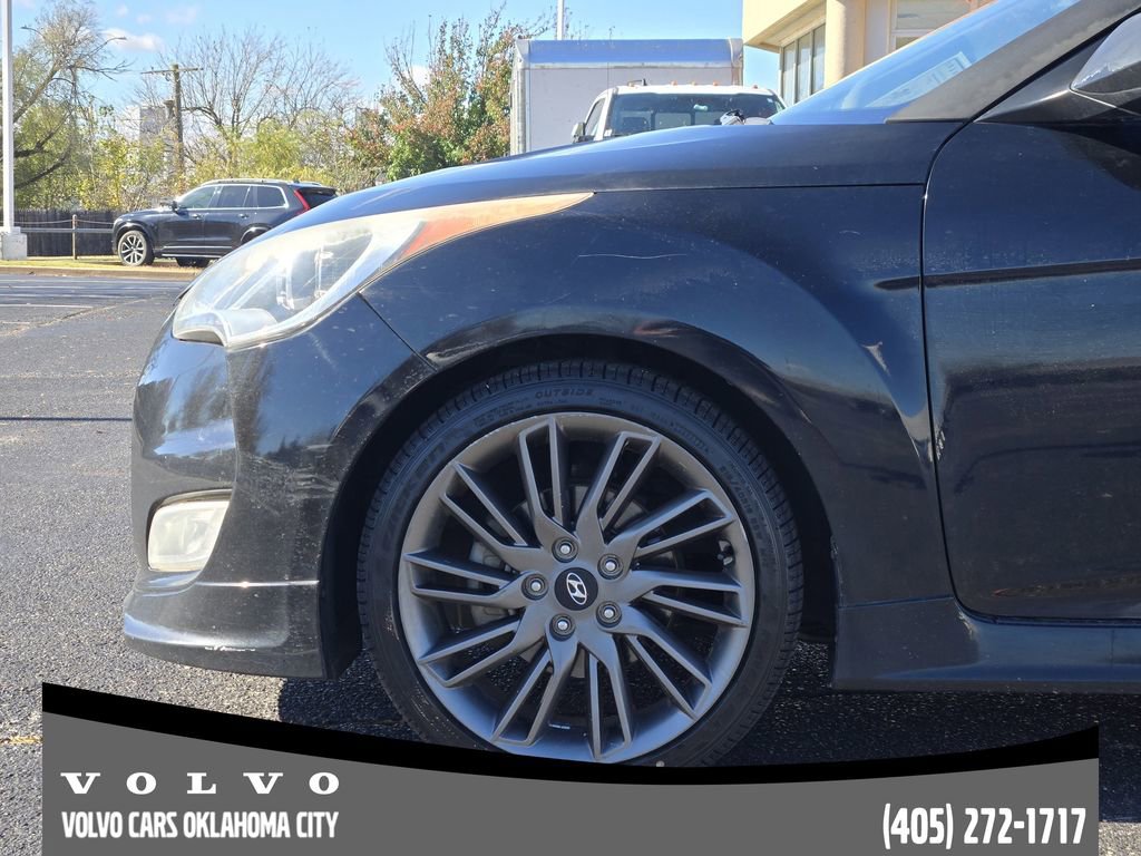 Used 2013 Hyundai Veloster RE:MIX Edition image 6