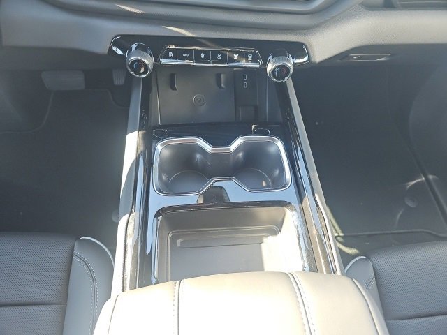 New 2025 Chevrolet Silverado EV LT image 23