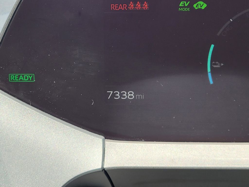 Used 2025 Toyota Prius Plug-In Hybrid w/ Limited Premium Package image 7