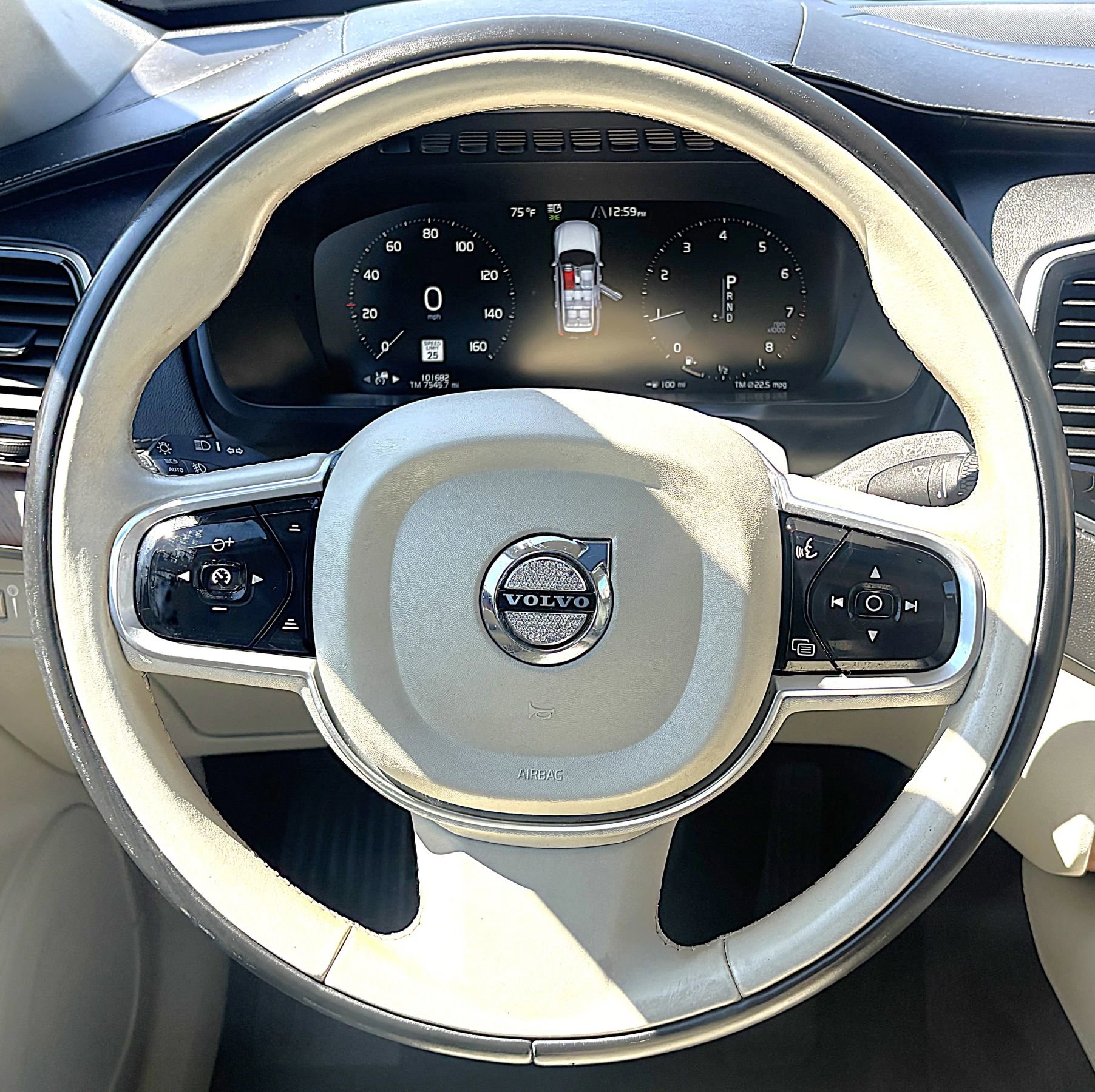 Used 2017 Volvo XC90 T6 Inscription image 13