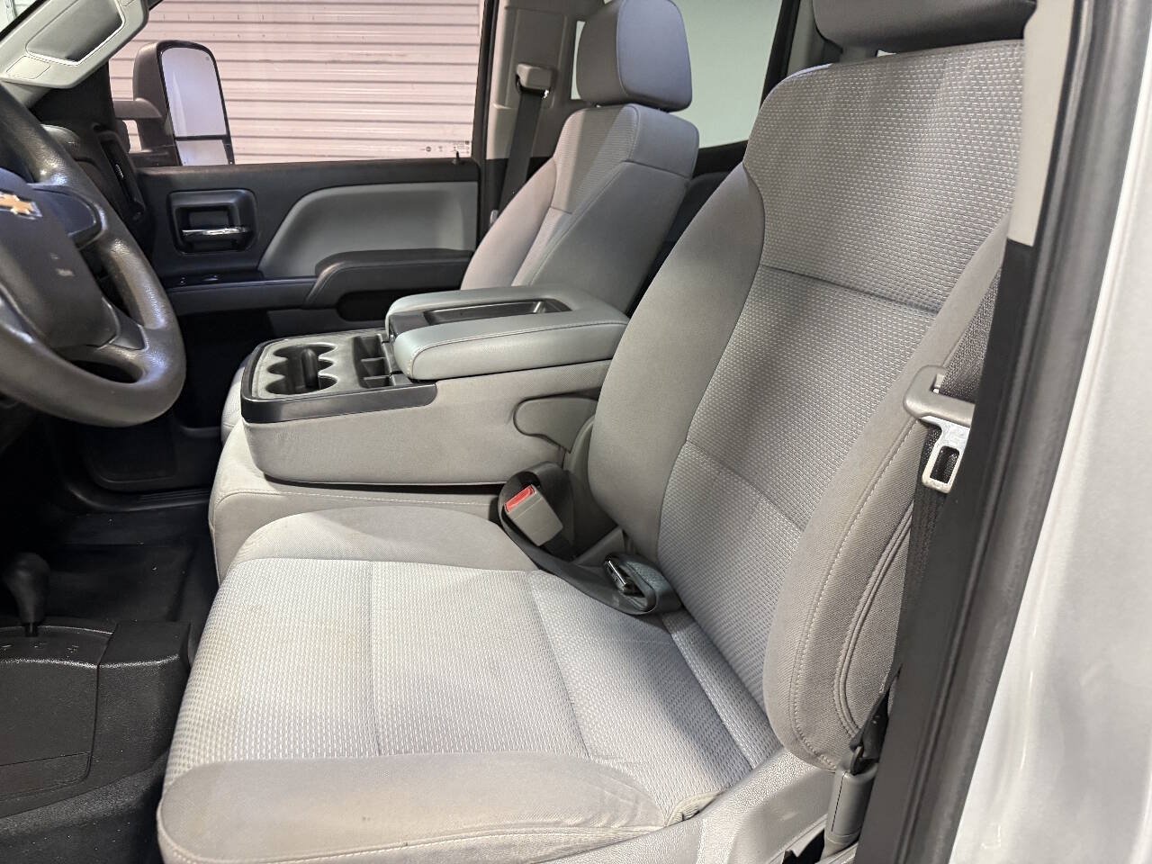 Used 2018 Chevrolet Silverado 2500 W/T w/ WT Convenience Package AWD/4WD image 9